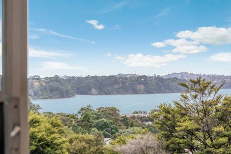 Photo of property in 98 Otitori Bay Road, Titirangi, Auckland, 0604