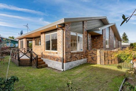 Photo of property in 54 Fairview Place, Te Puke, 3119