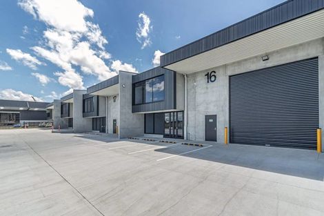 Photo of property in 18a Anglers Way, Wattle Downs, Auckland, 2102