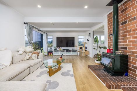 Photo of property in 7 Chamberlain Road, Massey, Auckland, 0614