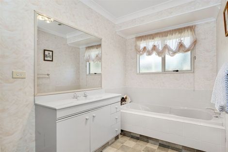 Photo of property in 84 Russley Drive, Mount Maunganui, 3116