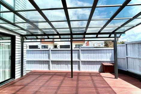 Photo of property in 1 Sager Midgley Road, Hobsonville, Auckland, 0616