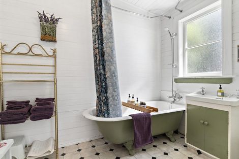 Photo of property in 192 Main Street, Greytown, 5712