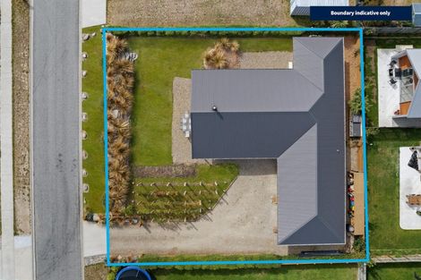Photo of property in 8 Dingle Street, Lake Hawea, Wanaka, 9382