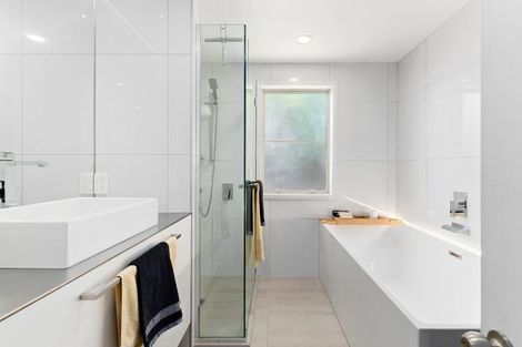 Photo of property in 66 Hensman Road, Queenstown, 9300