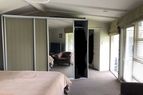 Photo of property in 4 Manutara Avenue, Forrest Hill, Auckland, 0620