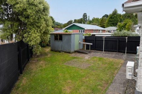 Photo of property in 5a Sequoia Place, Maoribank, Upper Hutt, 5018