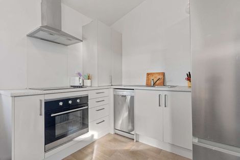 Photo of property in 13u2 Lyon Street, Frankton, Hamilton, 3204