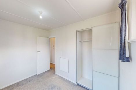 Photo of property in 22 Link Road, Newlands, Wellington, 6037
