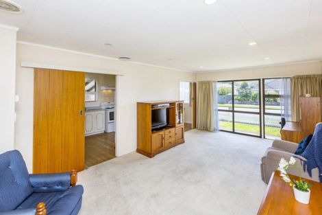 Photo of property in 50f2- Kowhai Avenue, Ebdentown, Upper Hutt, 5018