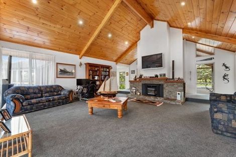 Photo of property in 40 Foster Road, Kumeu, 0891