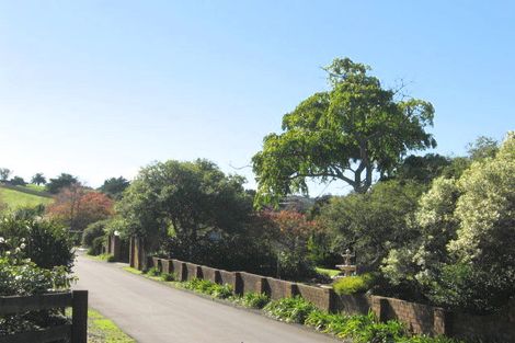 Photo of property in 305 Hill Road, The Gardens, Auckland, 2105