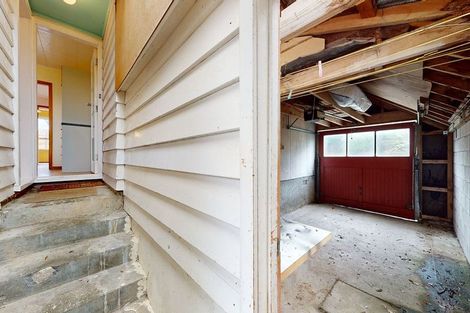 Photo of property in 3 Dunmail Way, Newlands, Wellington, 6037