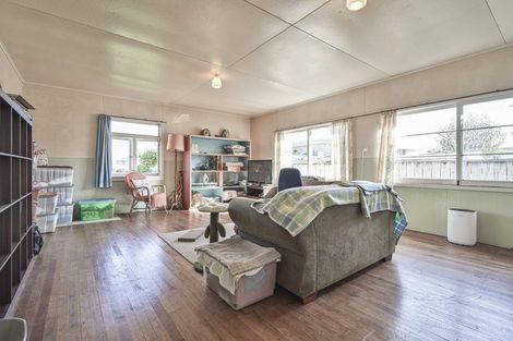 Photo of property in 420 Southland Place, Raureka, Hastings, 4120