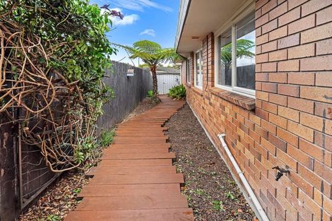 Photo of property in 63b Stratford Road, Manurewa, Auckland, 2105