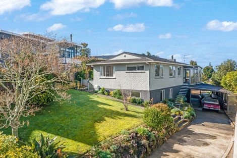 Photo of property in 3 Deverell Place, Northcross, Auckland, 0632