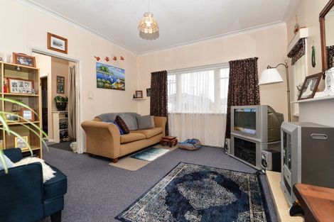 Photo of property in 69 Campbell Street, Frankton, Hamilton, 3204