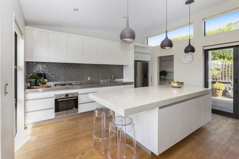 Photo of property in 24 Peninsula View, Scarborough, Christchurch, 8081