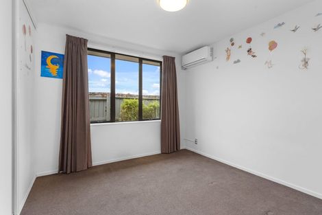 Photo of property in 25 Roberts Road, Hei Hei, Christchurch, 8042