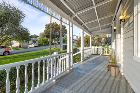 Photo of property in 1 Karaka Street, Helensville, 0800