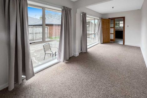 Photo of property in 14 Worthy Street, Ilam, Christchurch, 8041