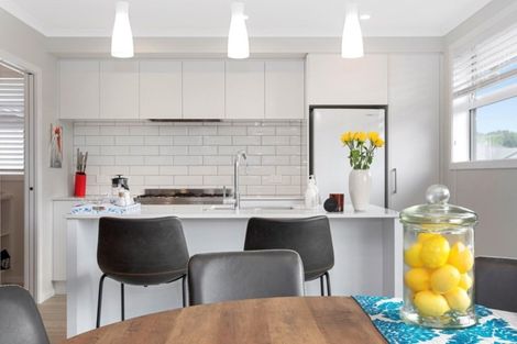 Photo of property in 1 Moira Close, Welcome Bay, Tauranga, 3175