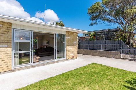 Photo of property in 86 Gray Avenue, Paraparaumu Beach, Paraparaumu, 5032