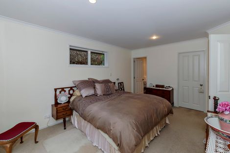 Photo of property in 11 Oratia Drive, Glen Eden, Auckland, 0602