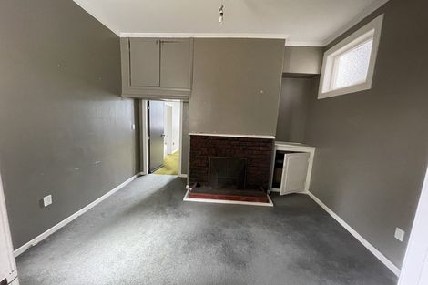 Photo of property in 28 Macdonald Crescent, Te Aro, Wellington, 6011