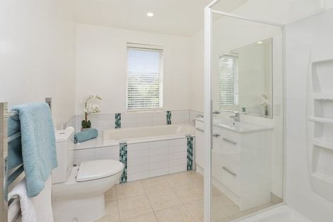 Photo of property in 16 Worsleys Road, Cracroft, Christchurch, 8025