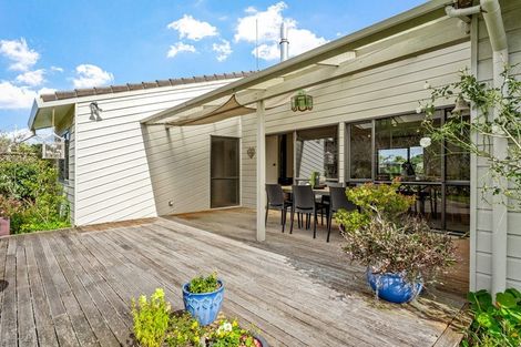 Photo of property in 10 Long Meadow Lane, Matakana, Warkworth, 0985