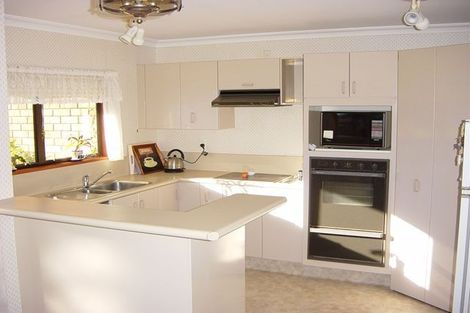 Photo of property in 2 Heron Avenue, Matua, Tauranga, 3110