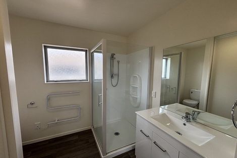 Photo of property in 2 Wildwood Avenue, Wainoni, Christchurch, 8061