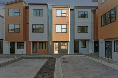 Photo of property in 5/28 Lavelle Road, Henderson, Auckland, 0612