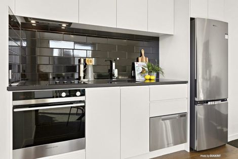 Photo of property in Alpha Apartments, 703/4 Elizabeth Street, Mount Victoria, Wellington, 6011