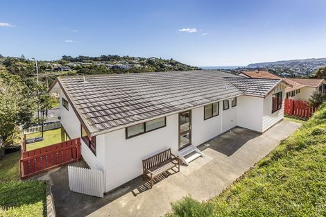 Photo of property in 71 Leeward Drive, Whitby, Porirua, 5024