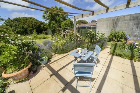 Photo of property in 7 Station Road, Marton, 4710