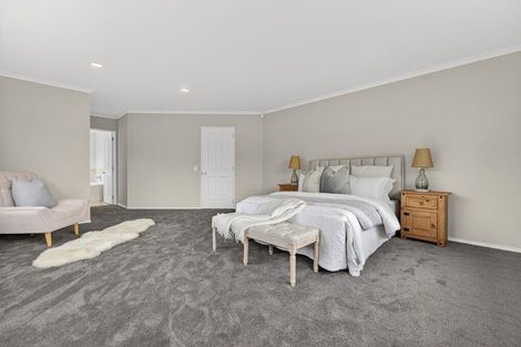 Photo of property in 32 Delmont Close, East Tamaki Heights, Auckland, 2016