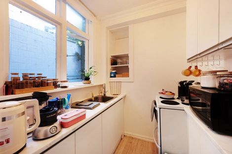 Photo of property in 246u1 Oriental Parade, Oriental Bay, Wellington, 6011