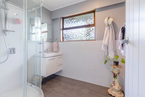 Photo of property in 8 Holdsworth Avenue, Milson, Palmerston North, 4414