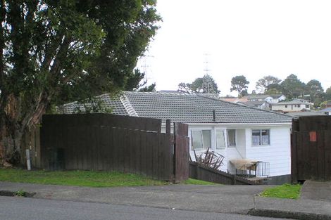 Photo of property in 60 Gallony Avenue, Massey, Auckland, 0614