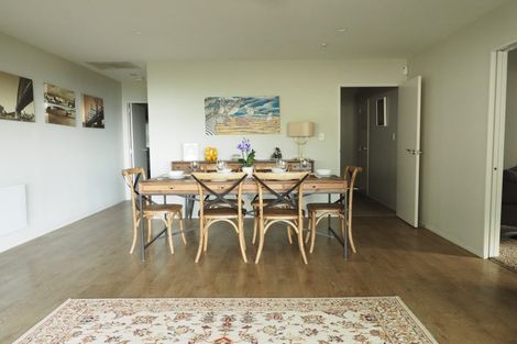 Photo of property in 8 Amner Place, Bluff Hill, Napier, 4110