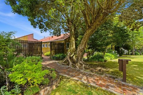 Photo of property in 5 Magnolia Drive, Westown, New Plymouth, 4310