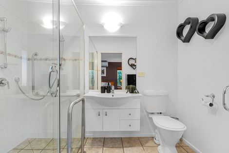 Photo of property in 3 Mcleod Place, Papamoa Beach, Papamoa, 3118