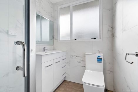 Photo of property in 8 Cameron Place, Ranui, Auckland, 0612
