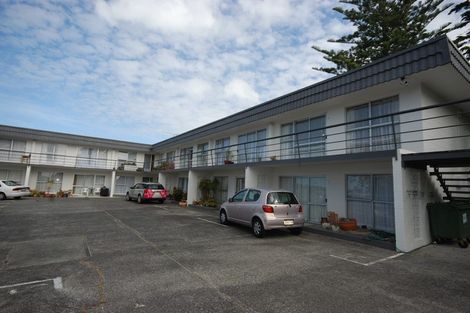 Photo of property in 19a/8 Verbena Road, Birkdale, Auckland, 0626