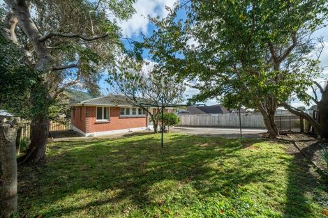 Photo of property in 11 Kivell Street, Ranui, Porirua, 5024