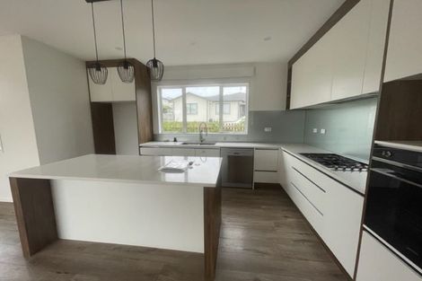 Photo of property in 3 Franheim Crescent, Orewa, 0931