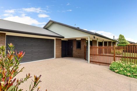 Photo of property in 7 Milbrook Place, Chartwell, Hamilton, 3210