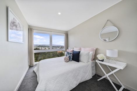 Photo of property in 51 Harbour View Road, Northland, Wellington, 6012